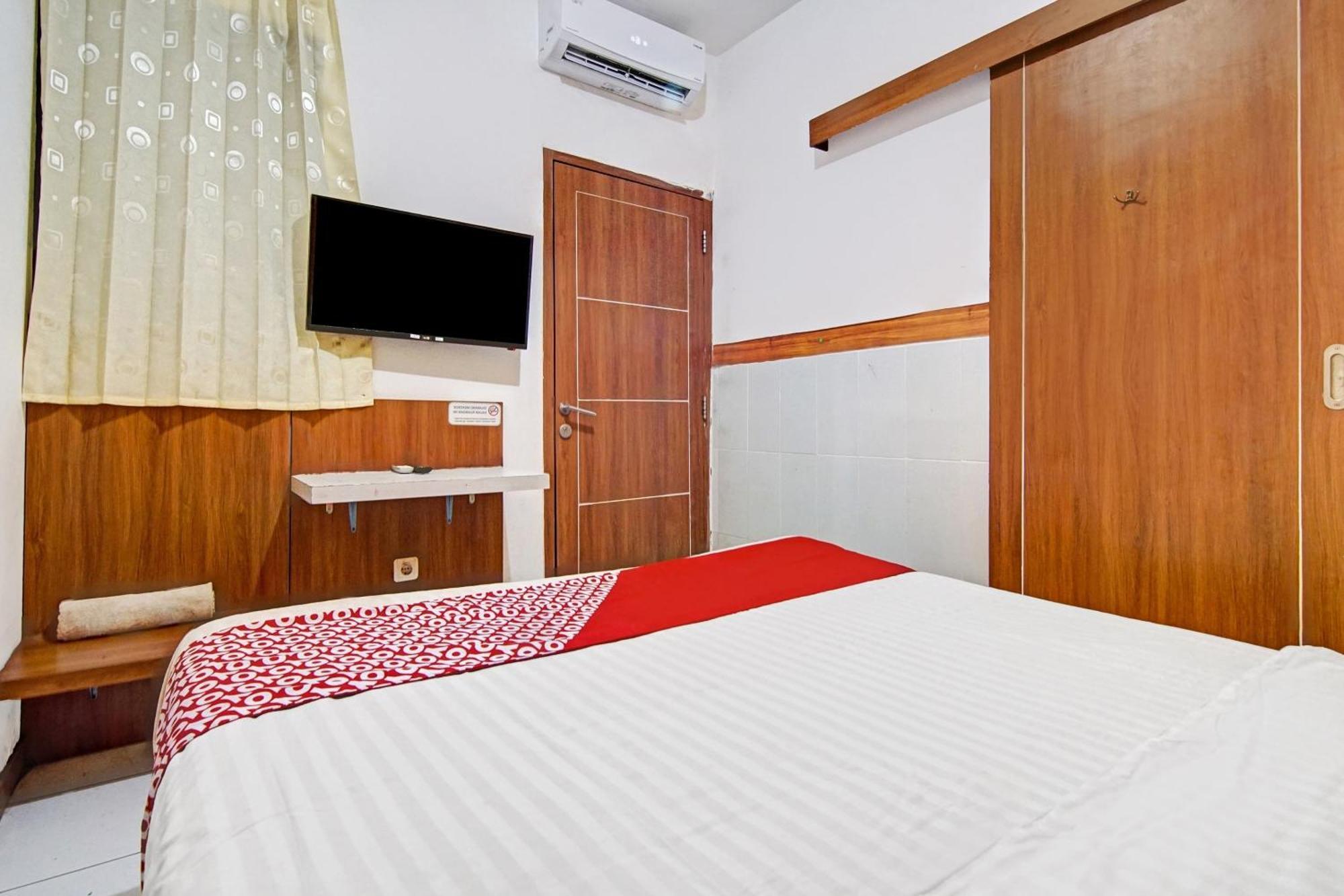 Super Oyo 90422 Mall Of Indonesia Jakarta Ngoại thất bức ảnh