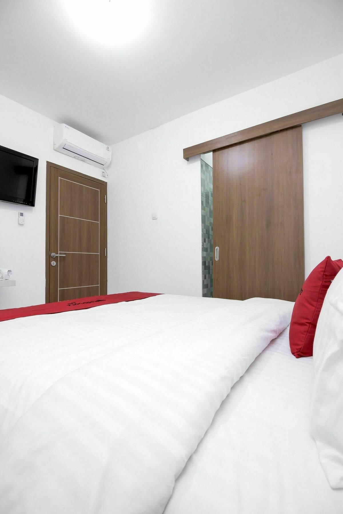 Super Oyo 90422 Mall Of Indonesia Jakarta Ngoại thất bức ảnh